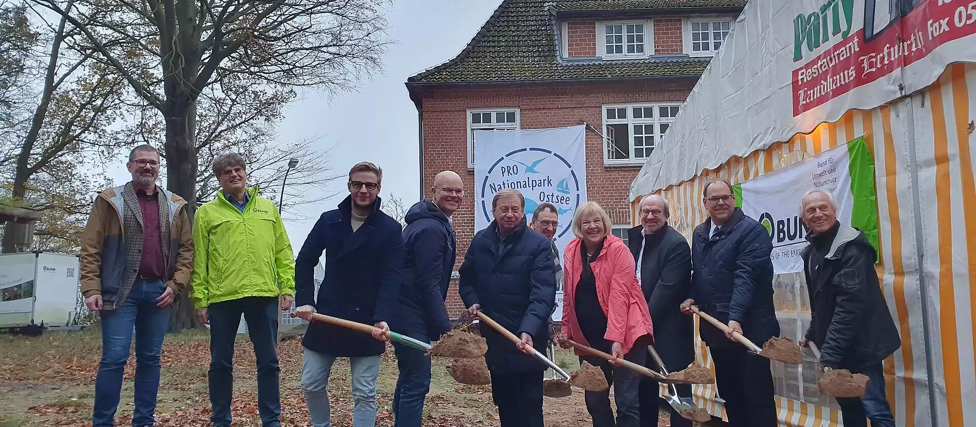 BUND-Umwelthaus erster Spatenstich